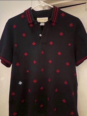 Authentic Gucci Bee Embroidered Polo Shirt| Size Small| Made it Italy